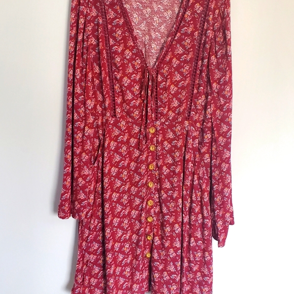 AMERICAN RAG CIE Juniors Floral Printed Bell Sleeve Mini Dress - Size Large - Picture 9 of 16